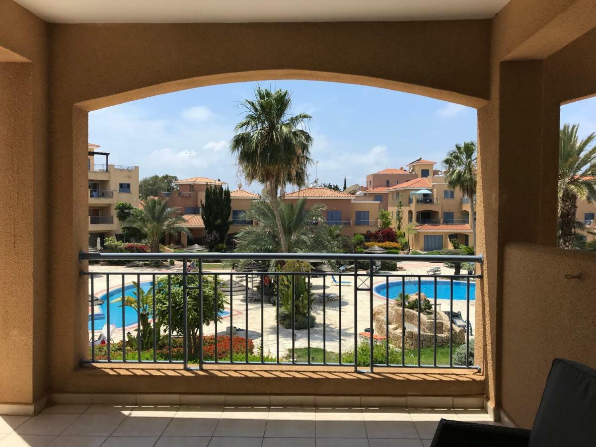 Limnaria Gardens - Modern 1 Bed, Walk To Beach & Shops Paphos Exterior foto